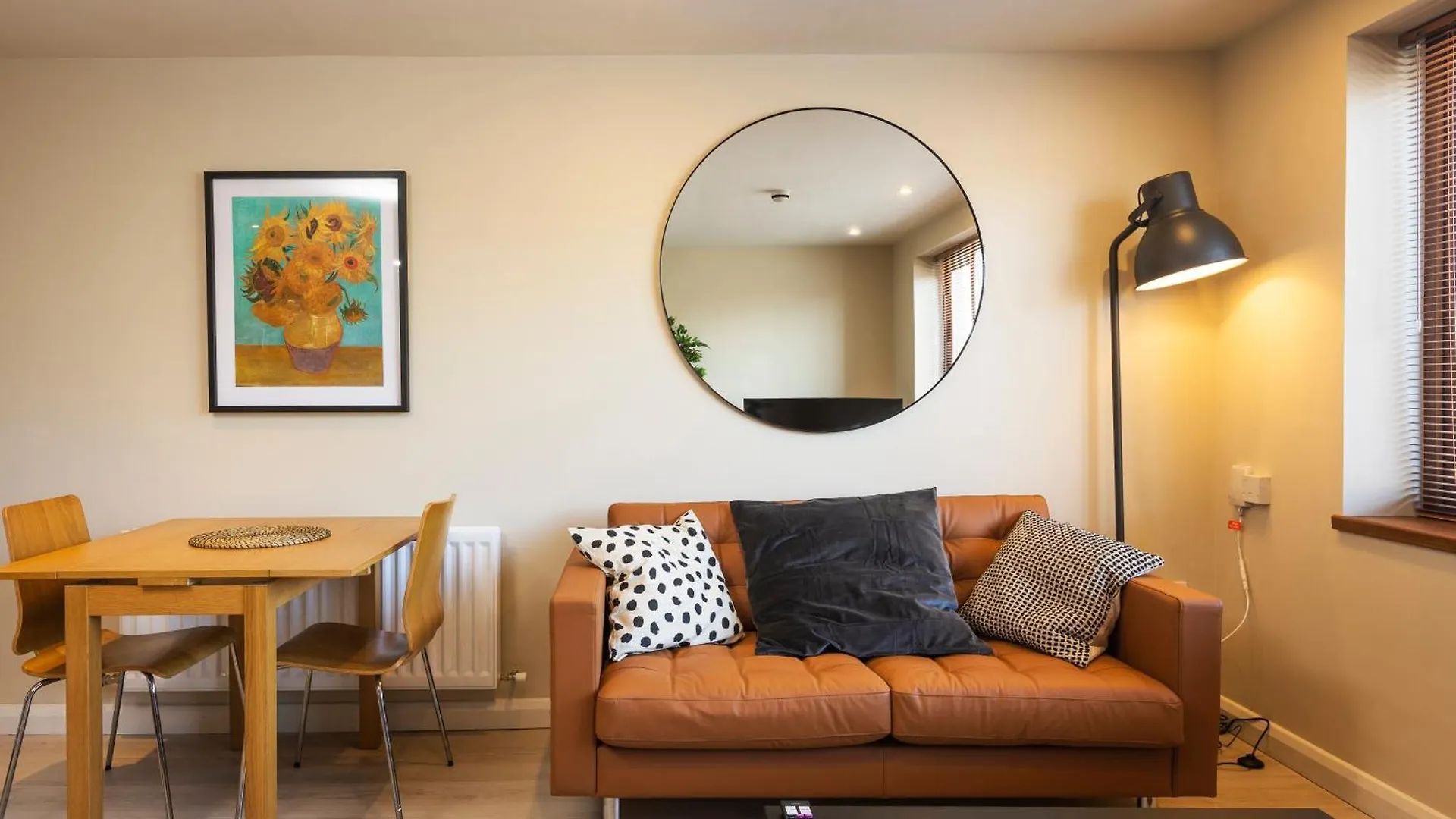 Lägenhet The Van Gogh - Unique 1 Bd -Gold Short Term Stays Belfast