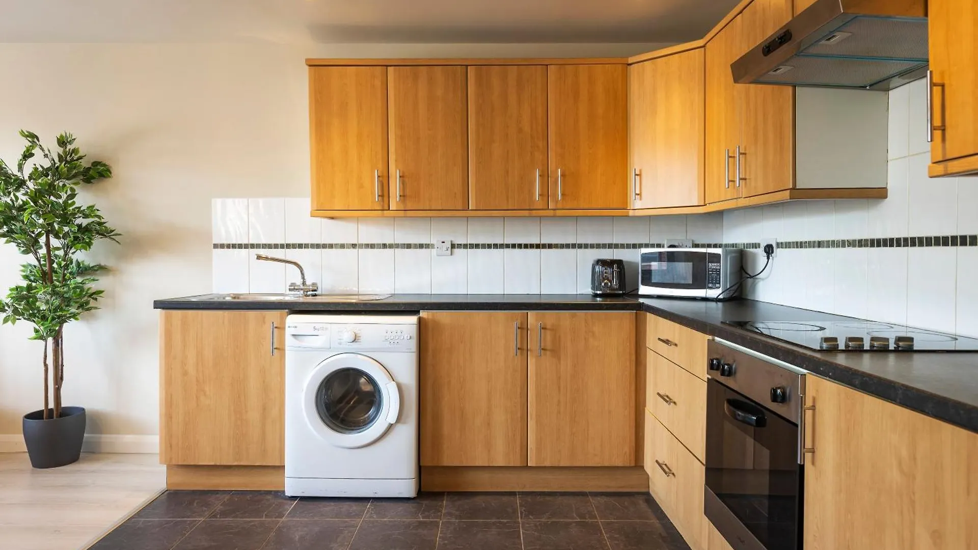 The Van Gogh - Unique 1 Bd -Gold Short Term Stays Belfast