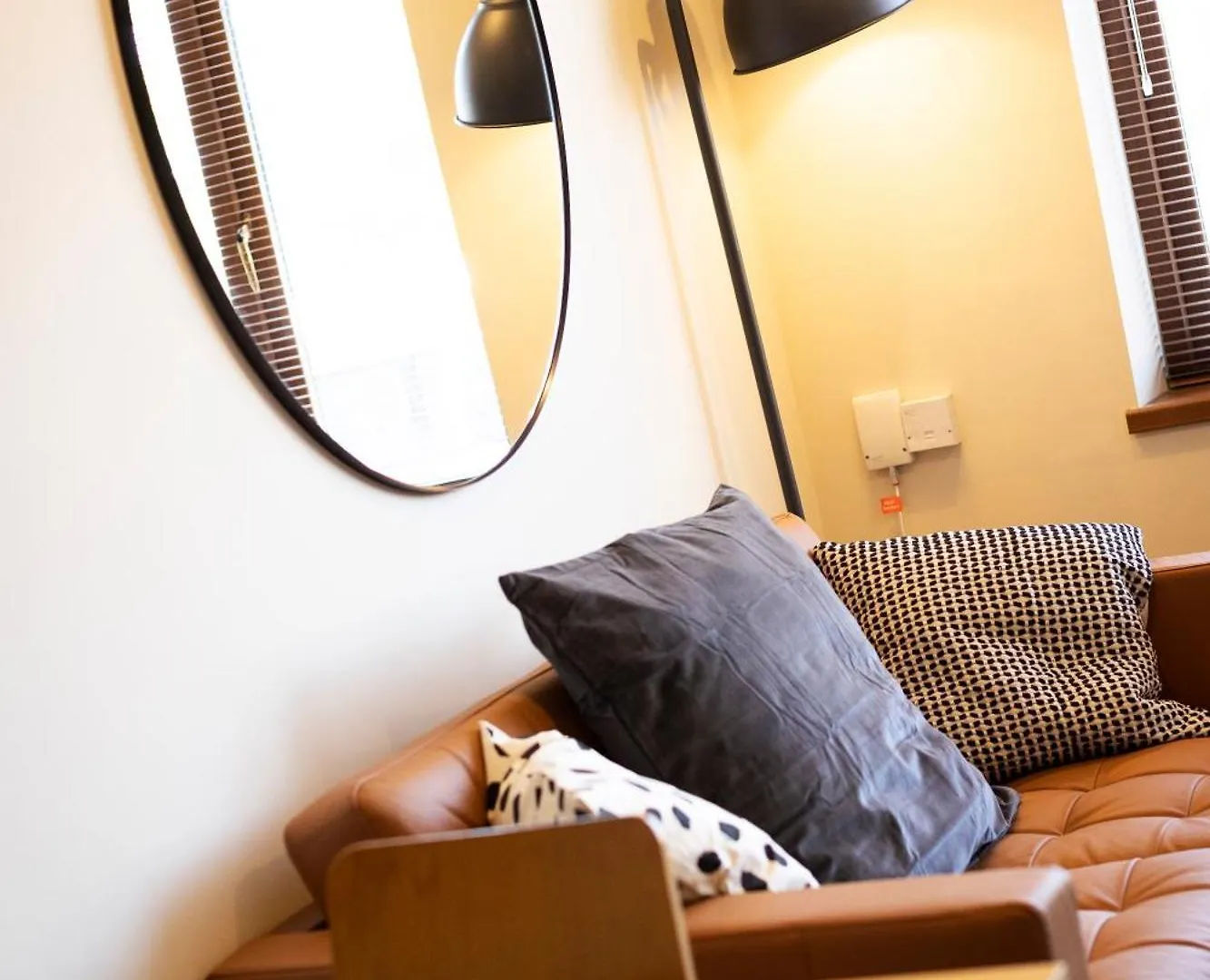 Lägenhet The Van Gogh - Unique 1 Bd -Gold Short Term Stays Belfast Storbritannien