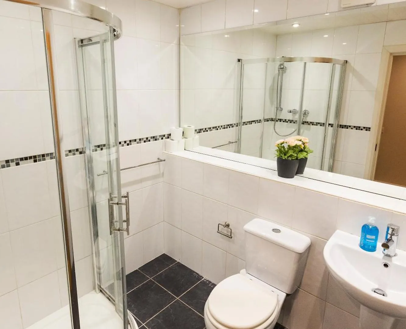 Daire The Van Gogh - Unique 1 Bd -Gold Short Term Stays Belfast